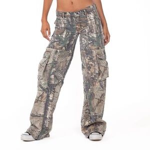 REVICE - Amelia Pant Camo Cargos